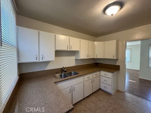 5765 Jamieson, Encino, California 91316 home-pic-3